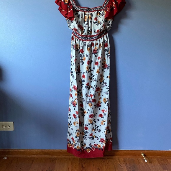 Max Studio Floral Flutter-Sleeve Georgette Dress - Picture 3 of 7